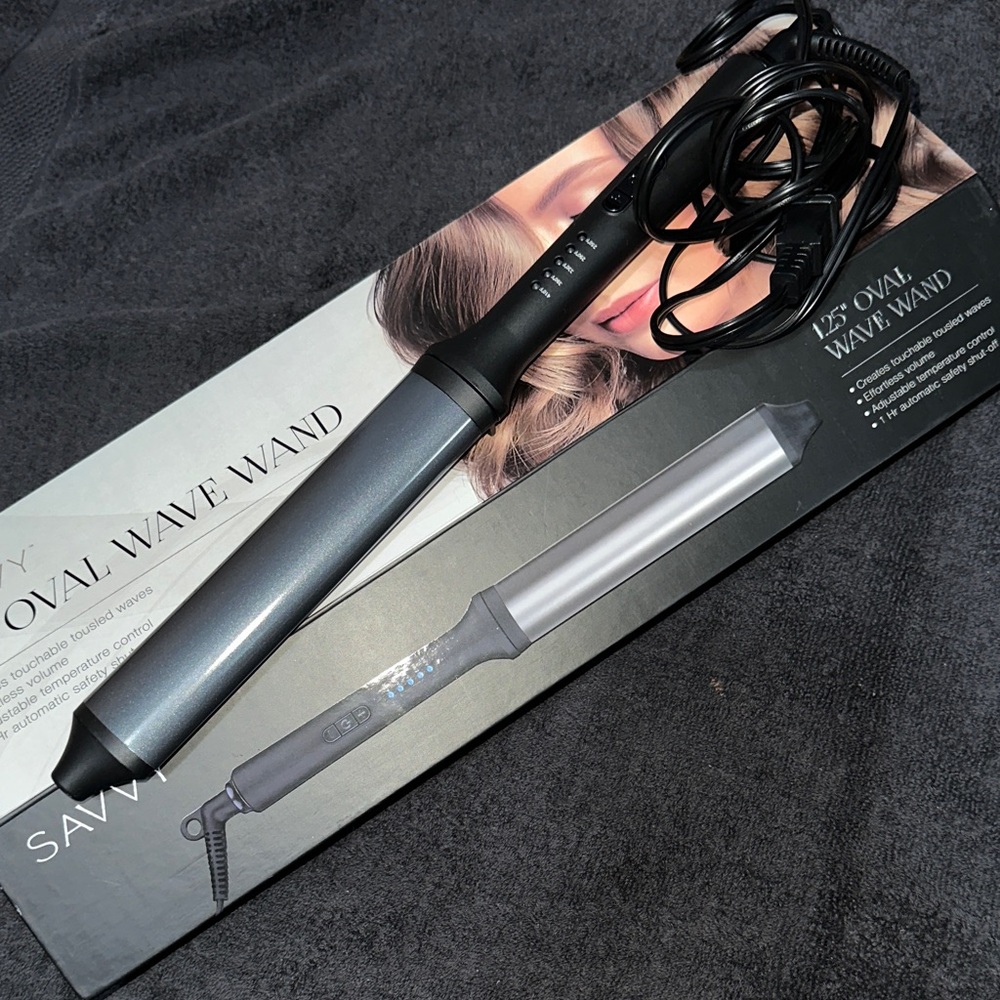 Savvy Oval Wave Wand in Black and Silver - Picture 2 of 5